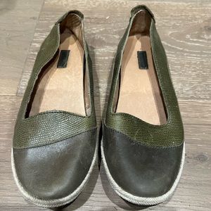 Olukai Espandrille flats, Like New!